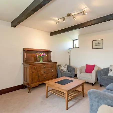 Pickering End Farmhouse